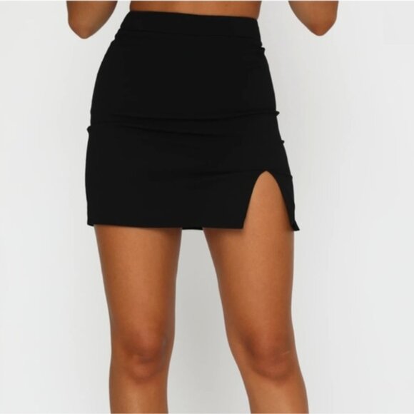 WHITE FOX In Focus Mini Skirt in Black, XS NWT - Picture 2 of 7